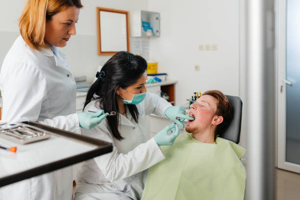 Best Emergency Root Canal Treatment in Blossom, TX